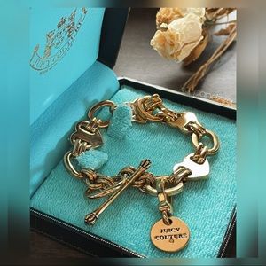 ❌🖤Juicy Couture🖤❌ heart link bracelet